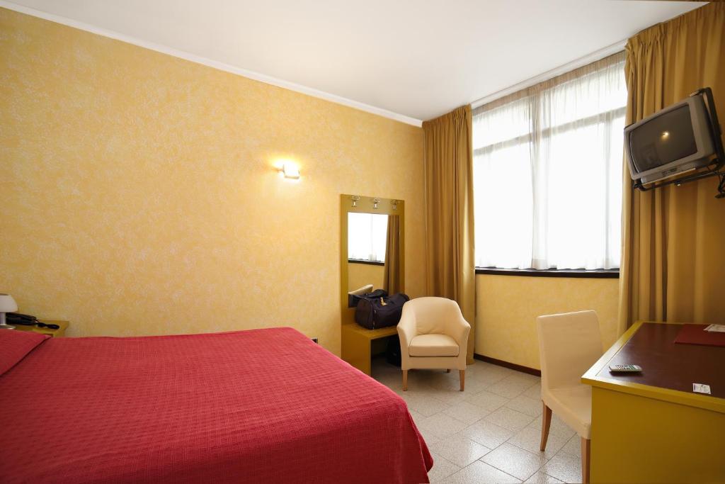 Aquamaris Hotel Sala Baganza Phòng bức ảnh